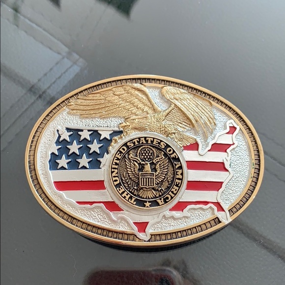 Silver buckle - Picture 1 of 3